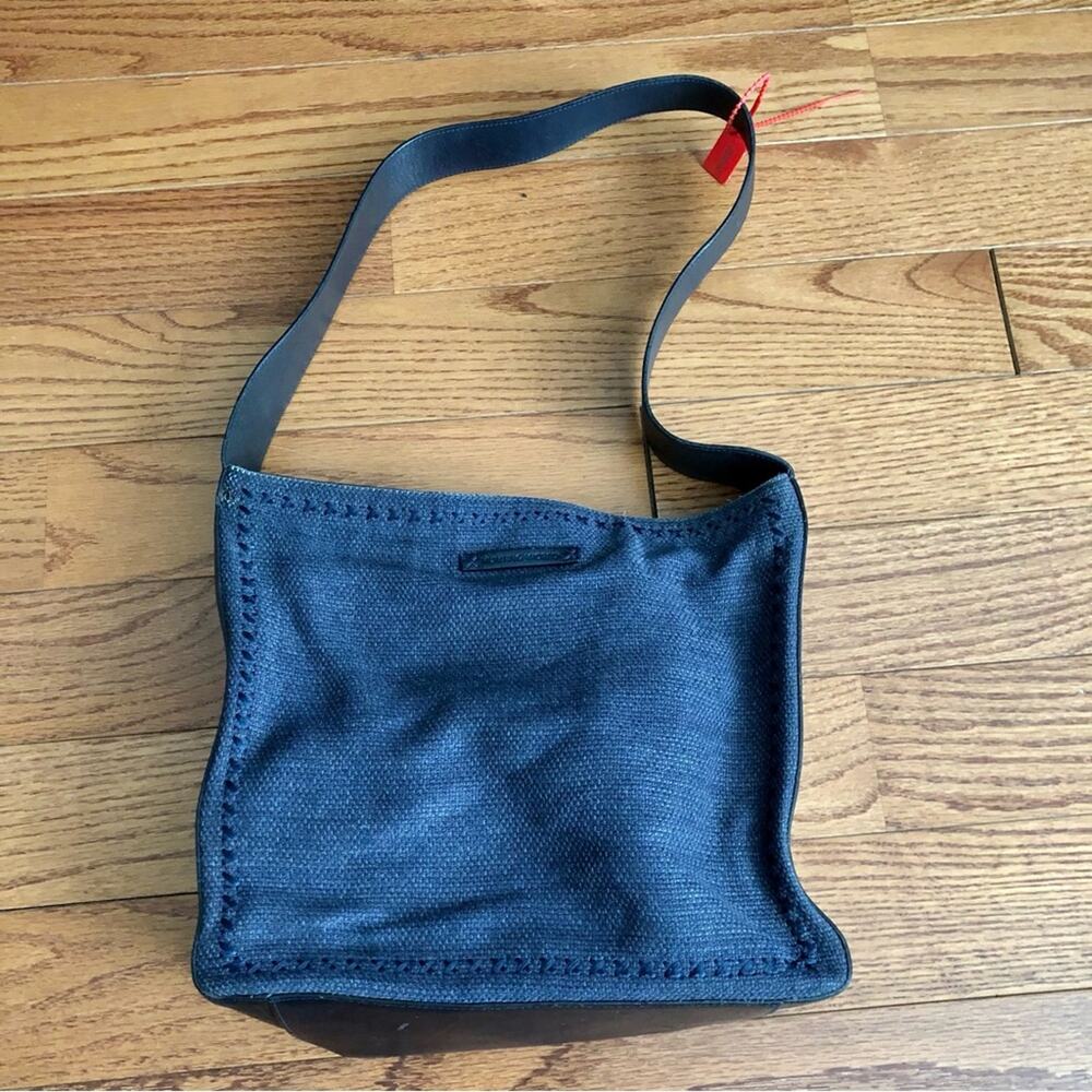 Hunting World Rare Authentic Canvas LeatherNavy Blue Women's Hobo Shoulder Bag - Picture 2 of 10